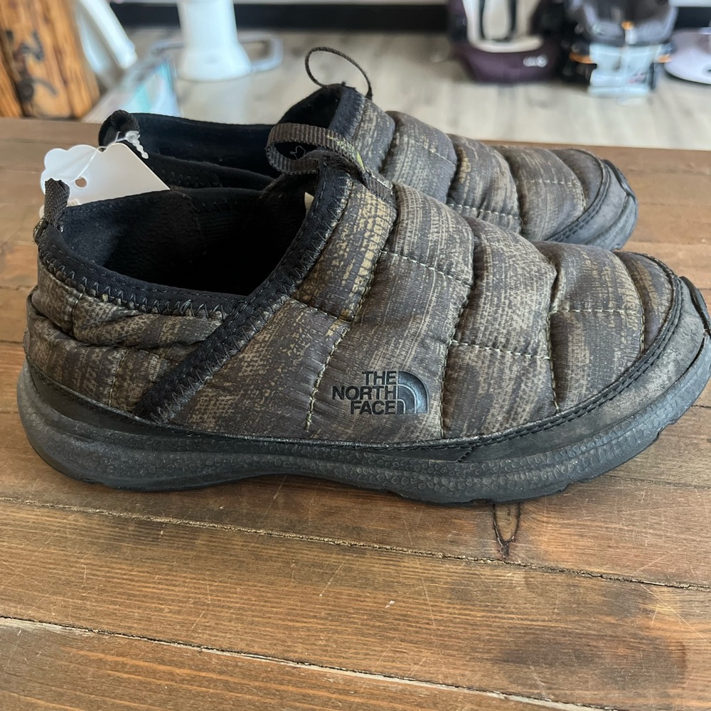 The North Face Youth Thermal Tent Mule 2Y 2